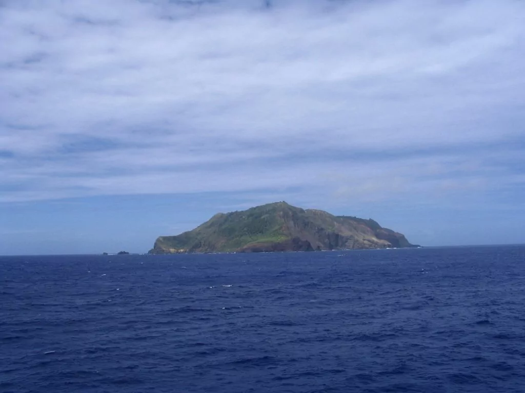 pitcairn island from a distance