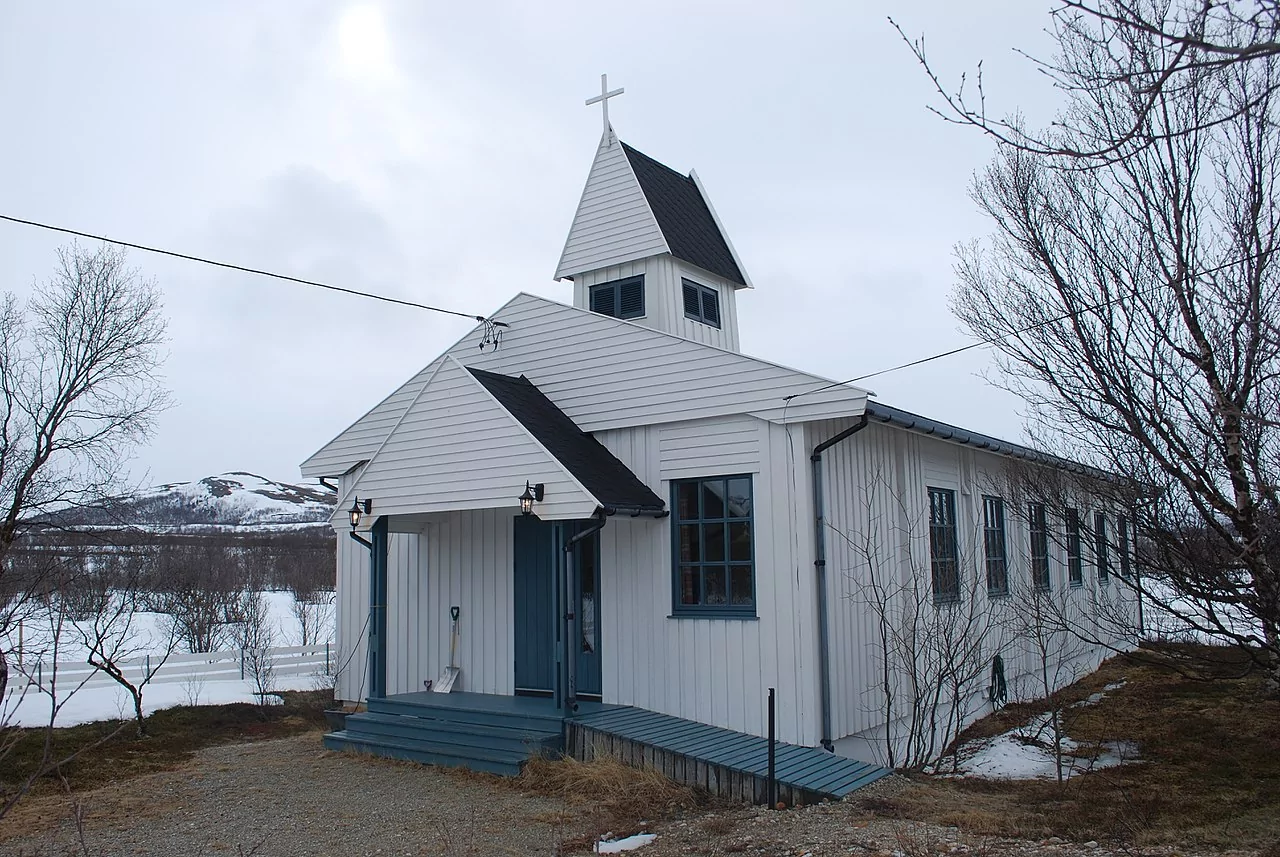 veidnes norway chapel