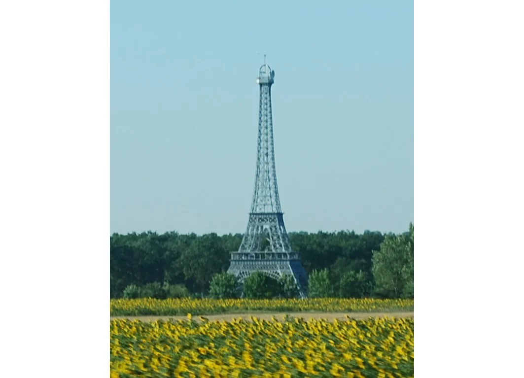 slobozia romania eiffel tower replica
