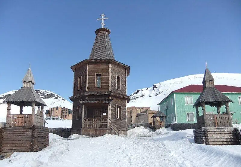 barentsburg svalbard norway orthodox church