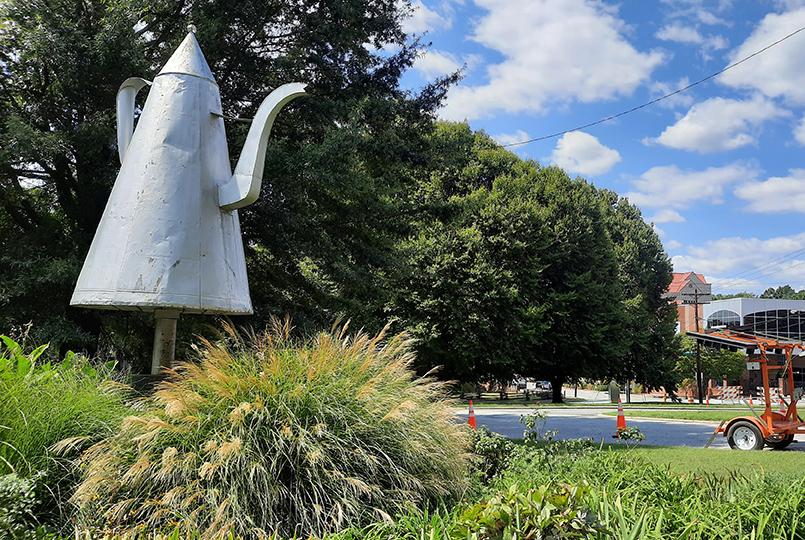 old salem coffee pot north carolina us statue