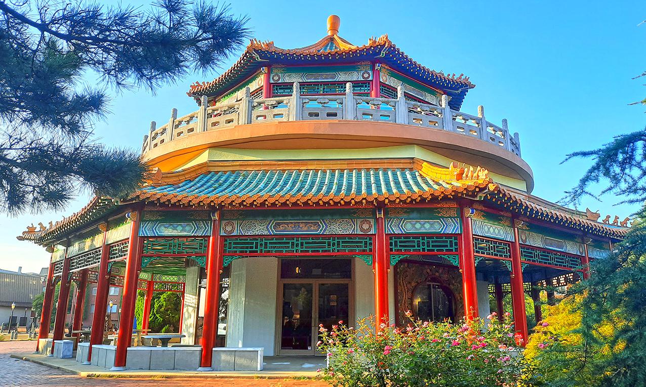 taiwanese garden norfolk virgina us pagoda