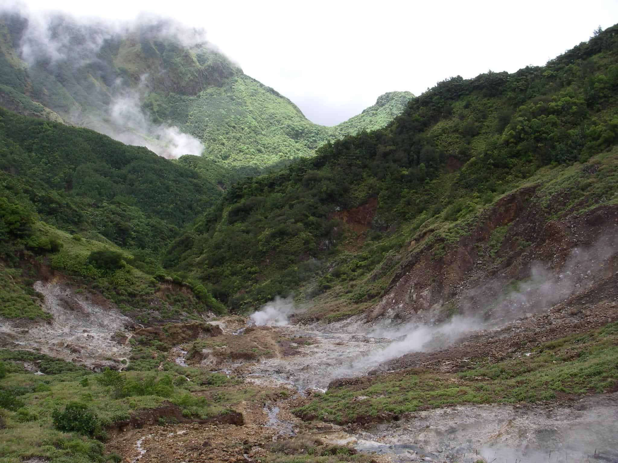 dominica valley of desolation