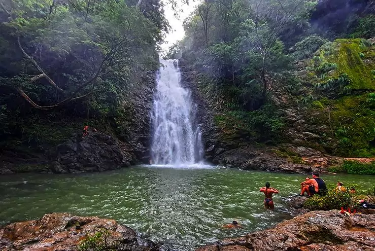 costa rica montezuma waterfall natural pool