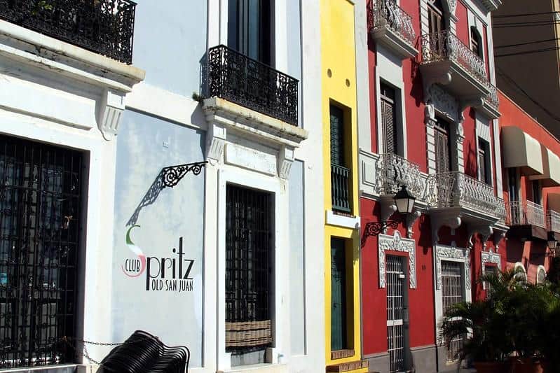 la casa estrecha san juan puerto rico narrowest building in the western hemisphere