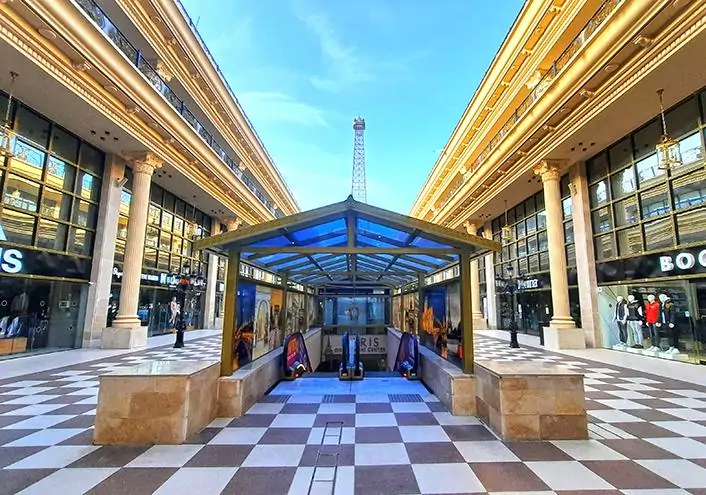 eiffel tower replica netivot israel parking entrance