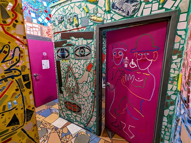 US Pennsylvania Philadelphia Magic Gardens 9