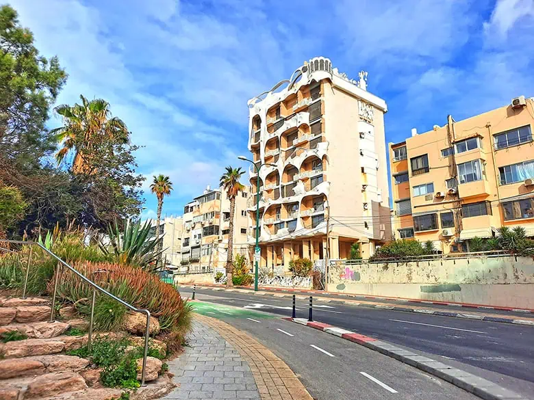 Crazy House Hayarkon 181 Tel Aviv Israel 1