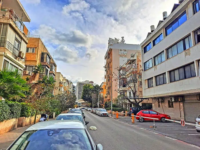 Crazy House Hayarkon 181 Tel Aviv Israel 2