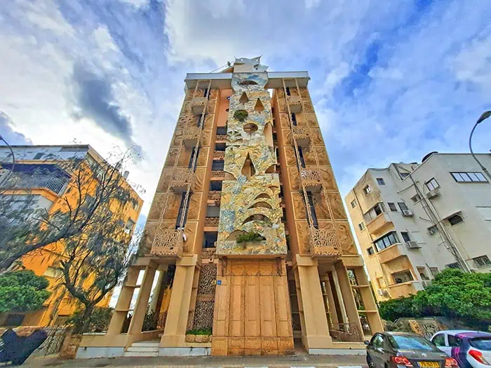Crazy House Hayarkon 181 Tel Aviv Israel 3