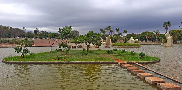 Praca dos Cristais Brasilia Crystal Sculpture Park Brazil 7
