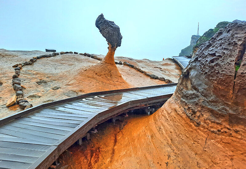Yehliu Geopark Taiwan Queens Head 9