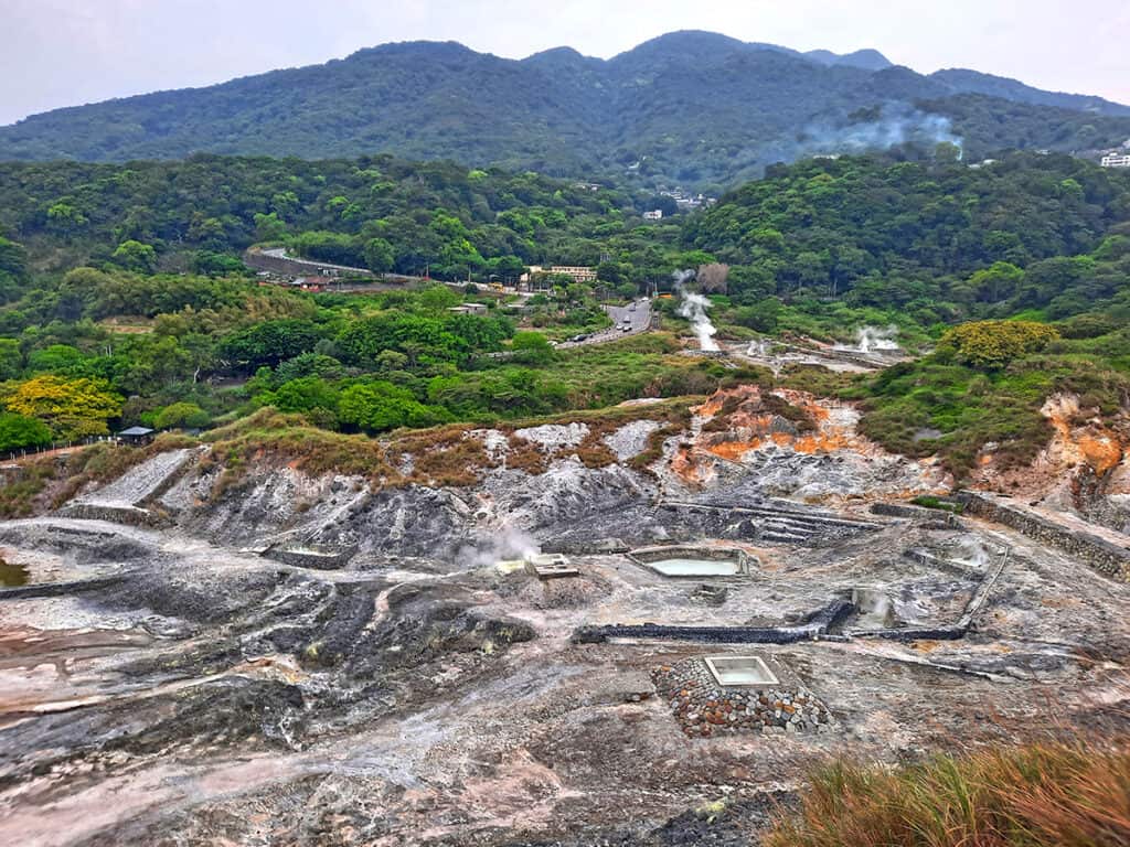 Sulfur Springs Valley Taipei Taiwan 2