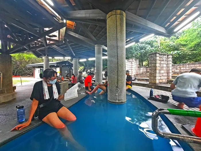Sulfur Springs Valley Taipei Taiwan feet pool 10