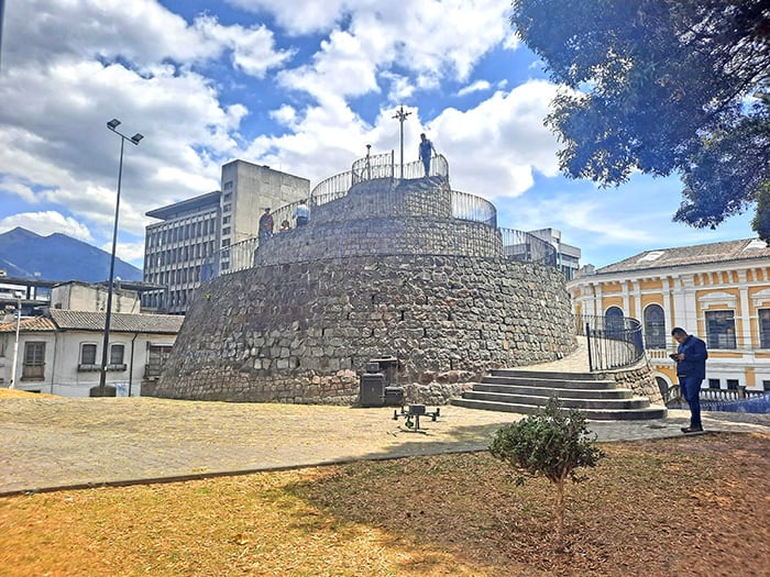 El Churo de la Alameda Quito Ecuador 4