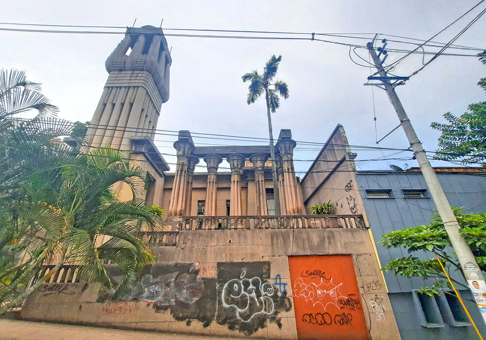 El Palacio Egipcio Medellin Colombia 12