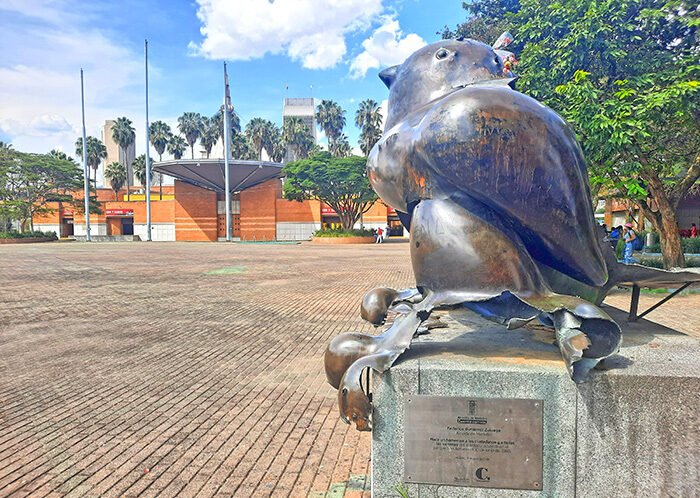 Fernando Botero Fat Bird Sculptures 5