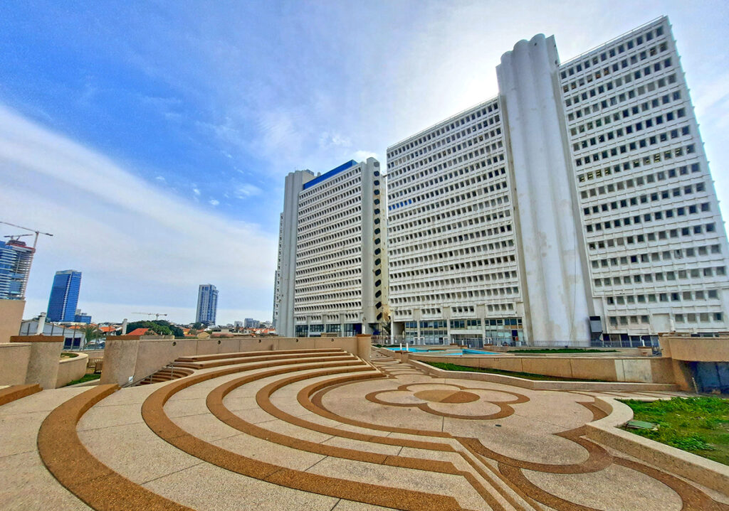 Kikar Hashaot Hayafot Tel Aviv Israel 3