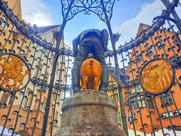 Hans im Gluck Brunnen Stuttgart Germany 6