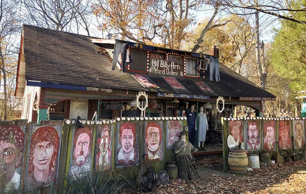 Apple Valley Hillbilly Garden and Toyland Kentucky US 8